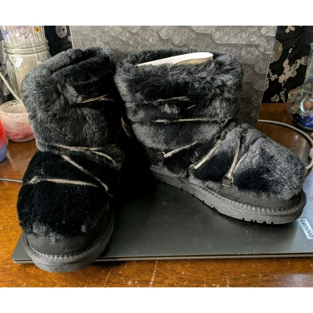 Azalea Wang Women's Boots Retrograde Alina Faux Fur Rope Tie Black Snow 7 NEW